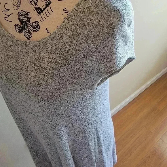 Vibe sportswear, grey knit dress, size small - Picture 3 of 5